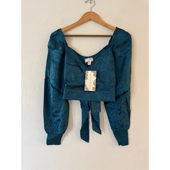 NEW Band of the Free Camille Floral Satin Crossover Crop Top Size S Teal NWT - Picture 4 of 12